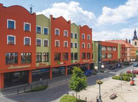 Wellness Hotel Lužan: Rumburk şehrinde bir otel