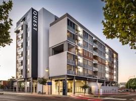 Quest Midland, apartamento em Midland Junction