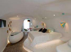 Naxos Cave Suites, hotel in Stelida