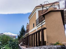 Etna Paradise Locazione Turistica, hotel en Linguaglossa