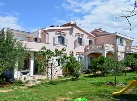 Apartments Danijela