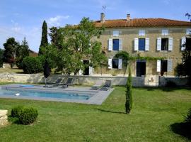 Maison Breton, hotel a Biran