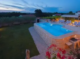 Villa Nicole