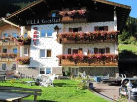 Garnì Villa Cecilia, nakvynės su pusryčiais namai mieste Macinas