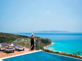 Mystique View Villas, βίλα στα Λουρδάτα