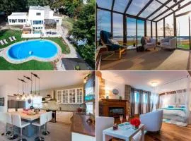 Villa by the Water 23 beds 9 baths Pool billard Hot Tub 15 min Old Quebec