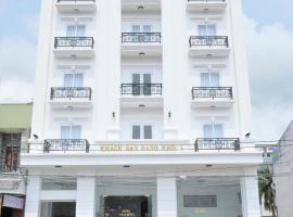 Hotel Đăng Khôi Núi Sam, отель в городе Тяудок