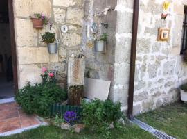 Boomerang Cottage B&B, hotel with parking in Quintanapalla