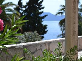 Villa Adria, ξενοδοχείο σε Brist