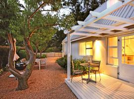 Almondbury Cottage, hotel v destinaci Tokai