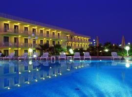 Dioscuri Bay Palace, hotel a San Leone
