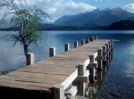 Casa de campo con costa de lago, country house in San Carlos de Bariloche
