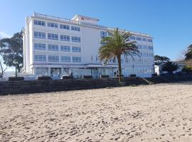 Hotel Rias Altas, hotel near A Coruña Airport - LCG, Perillo