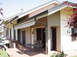 Residenza AL.BA Casa Famiglia per anziani, hotel v destinaci Piossasco