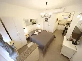 Studio apartman Sendy