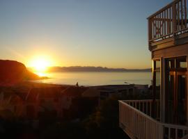 Tranquility Guest House, hotel di Fish Hoek