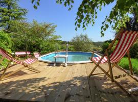 Charming cottage with stunning views in culture rich southern France, chalupa v destinaci La Caunette