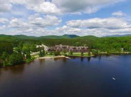 Le Grand Lodge Mont Tremblant, khách sạn spa ở Mont-Tremblant