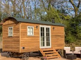 Luxury Shepherds Hut