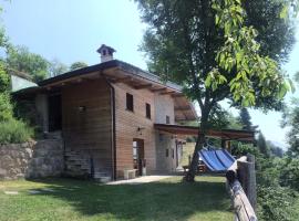 Chalet Tre Santelle, hotel v destinaci Bossico