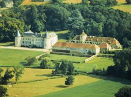 Château de Beaujeu, Bed & Breakfast in Sens-Beaujeu