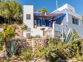 Villa Orquidea - Amazing landscape view, hotel a Santa Eulària des Riu