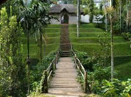 Amritara Shalimar Spice Garden Resort & Spa, hotel en Thekkady