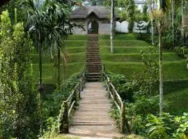 Amritara Shalimar Spice Garden Resort & Spa