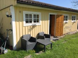 Gäststuga i Löfsäng Hajstorp, chata v destinaci Töreboda