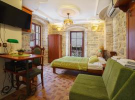 Apartments Wine House Old Town: Kotor'da bir daire