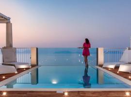 Villas d'Orlando - with private pool and sea view, hotell sihtkohas Capo dʼOrlando