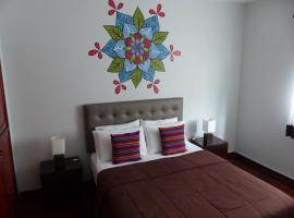 The Lighthouse Bed and Breakfast, hotel cerca de Playa Los Delfines, Lima
