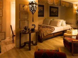 B&B Villa dei Calchi - Suite Room di Charme, hotelli, jossa on pysäköintimahdollisuus kohteessa San Felice sul Panaro