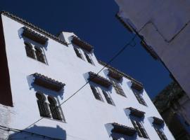 Hôtel Ras El Maa, hotel a Chefchaouen