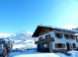 Ferienhaus Rauter, allotjament d'esquí a Oberndorf in Tirol