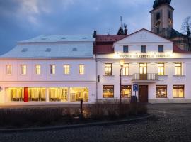 Pivovar Falkenštejn, hotel in Krásná Lípa