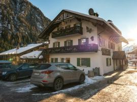 Appartamenti Stefan, hotel v Campitello di Fassa