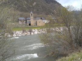 Casa Rural Hortal, hotel en Barruera