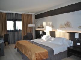 Brea's Hotel, hotel em Reus