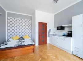 Modern apartment few steps from centre