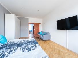 Bright apartment few steps from centre