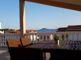 Apartmani Mira, hótel í Vodice