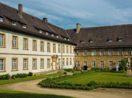 Hotel Schloß Gehrden, ξενοδοχείο με πάρκινγκ σε Gehrden