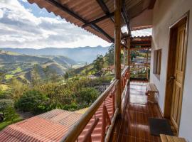 Hostal Taita Cristobal, casa per le vacanze a Isinliví