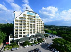 Dogo Tovice Condo, hotel v destinaci Asan