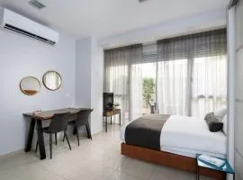 Sea Land Suites