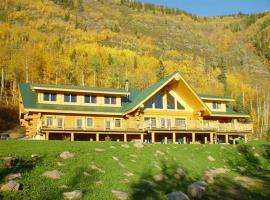 Williston Lake Resort, hotel em Hudson Hope