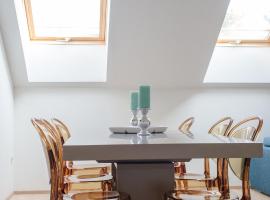 Apartamentai Nidoje ant kalno, hotel din Nida