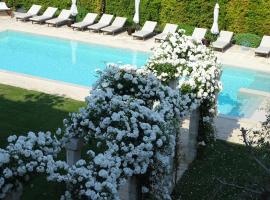 Palazzo Ducale Venturi - Luxury Hotel & Wellness, hotel v destinácii Minervino di Lecce
