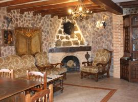 Casa Rural El Palatino, hotel murah di Miranda del Castanar